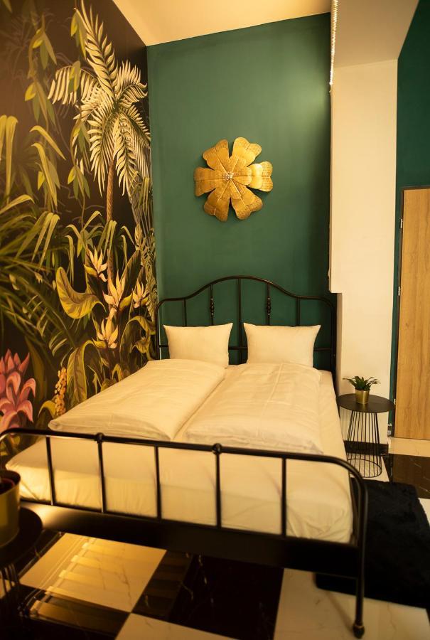 Jungle Apartments Вроцлав Экстерьер фото